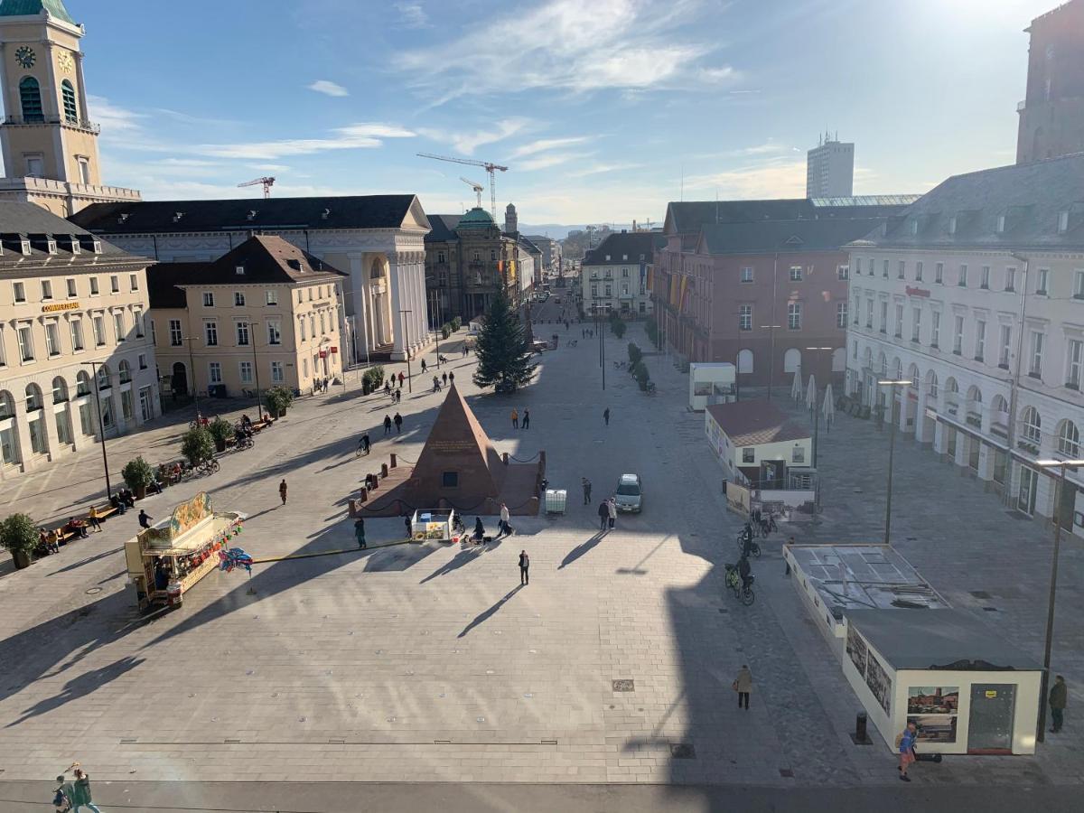 Hotel Am Markt Karlsruhe Esterno foto