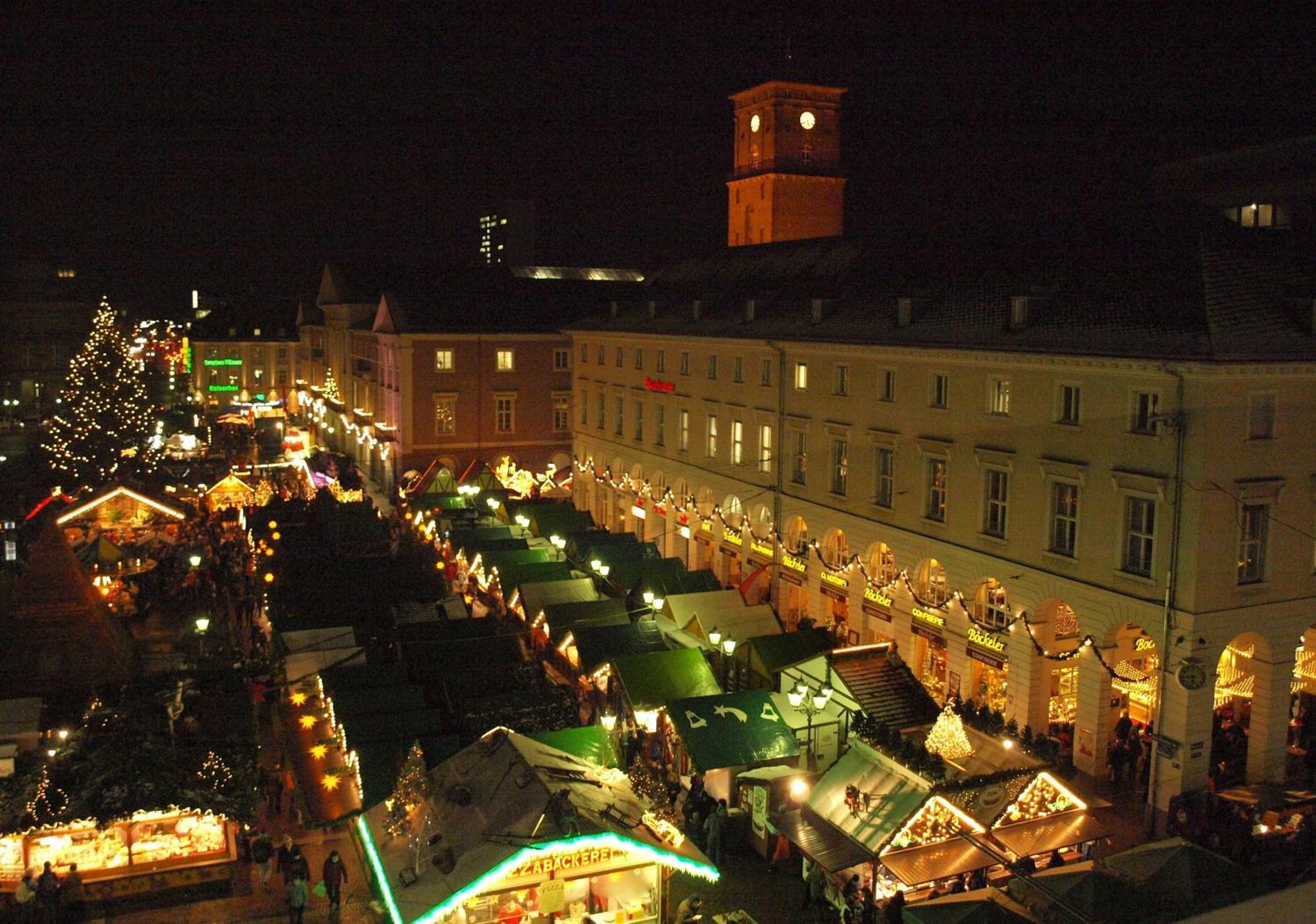 Hotel Am Markt Karlsruhe Esterno foto